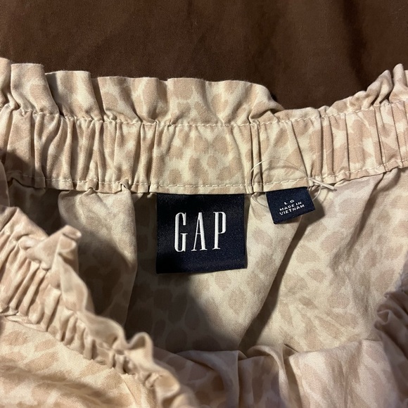 GAP off shoulder top - Picture 3 of 3